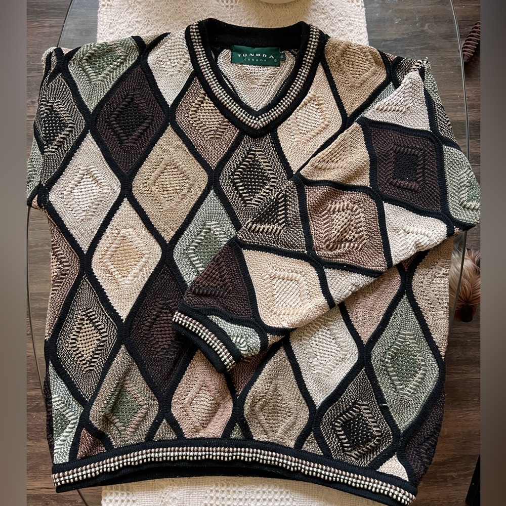Vintage Tundra Canada Sweater